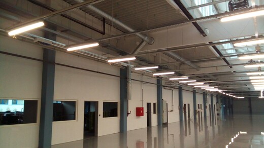 Výmalba výrobních prostor Gottschol Alcuilux CZ Hulín | Malíři Zlín