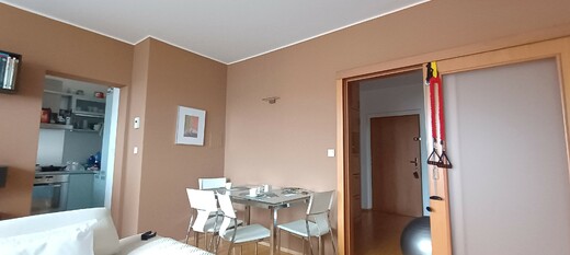 Obývací pokoj po výmalbě bytu 2+kk Zlín Podlesí