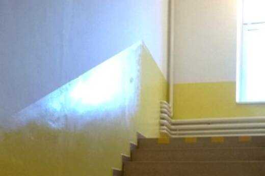 Výmalba školního schodiště | Základní škola Racková