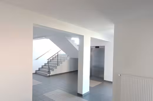 Výmalba haly se schodištěm SVJ Zlín Zelinova