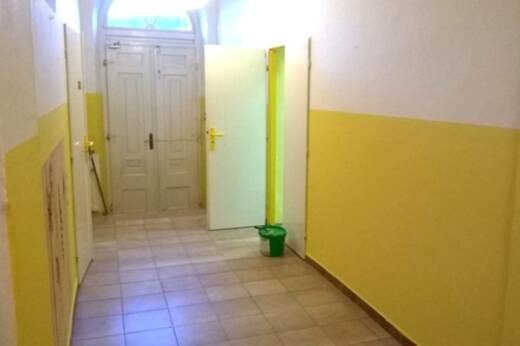 Výmalba vstupní chodby | Základní škola Racková