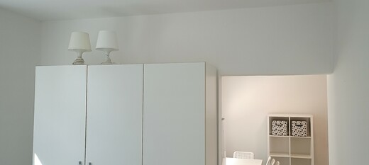 Výmalba ložnice s kuchyňským koutem – Třída Tomáše Bati, Zlín