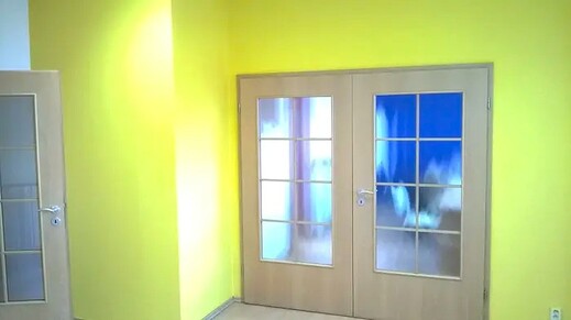 Vstupní prostor kanceláře po výmalbě ve Zlíně